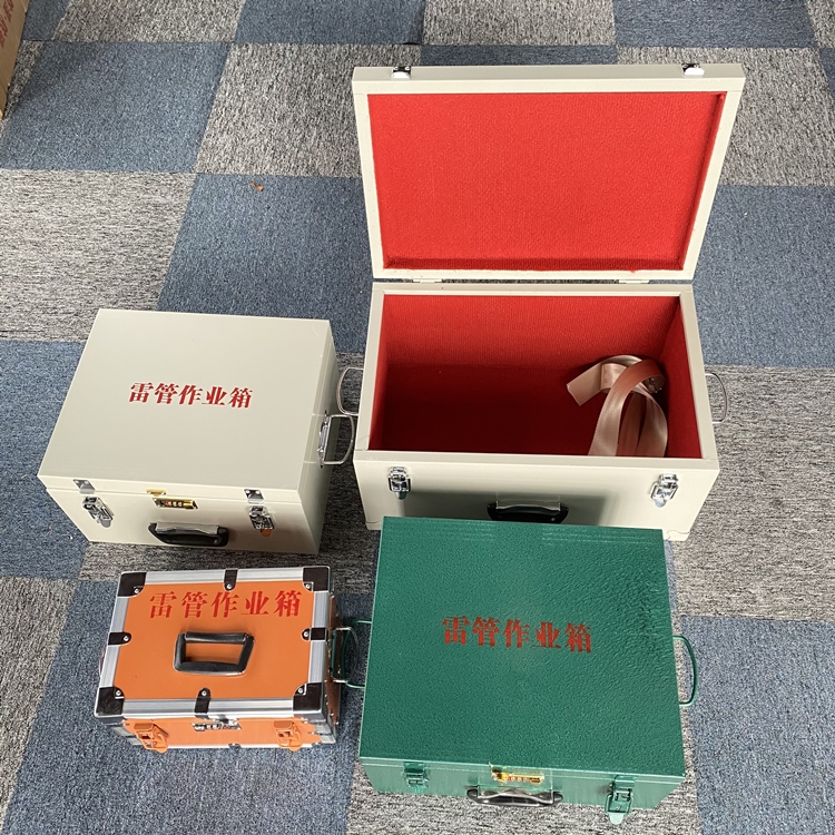 福安爆破工程作业箱如何选择？玻璃钢与传统材质的全面对比